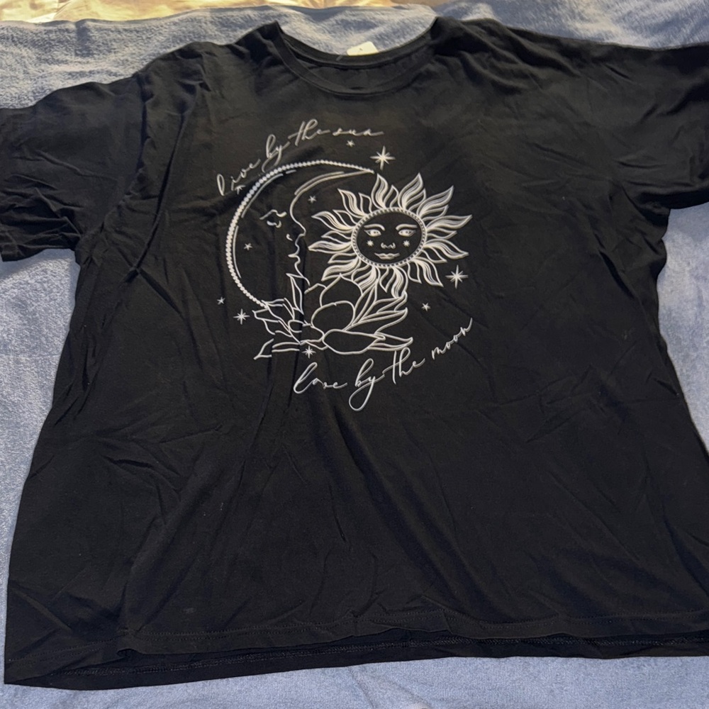 Gently Worn Black Amazon Live By The Sun, Love By The Moon Sun & Crescent Moon
